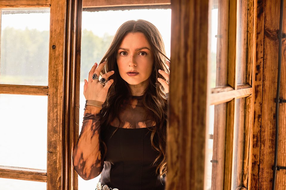 A to “Heca”! A to “Cyrk”! Lanberry zapowiada piąty album poruszającym&nbsp;singlem