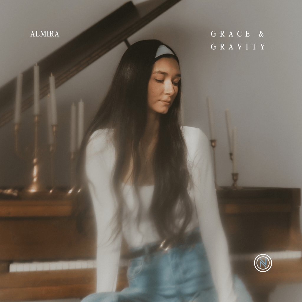 Almira zapowiada debiutancką EP-kę instrumentalną “Ink & Ivory” singlem „Grace &&nbsp;Gravity”