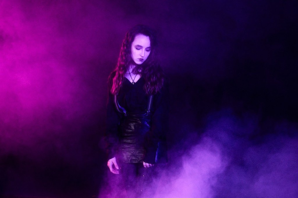 Maja Laura przedstawiła “Edwarda Nożycorękiego”