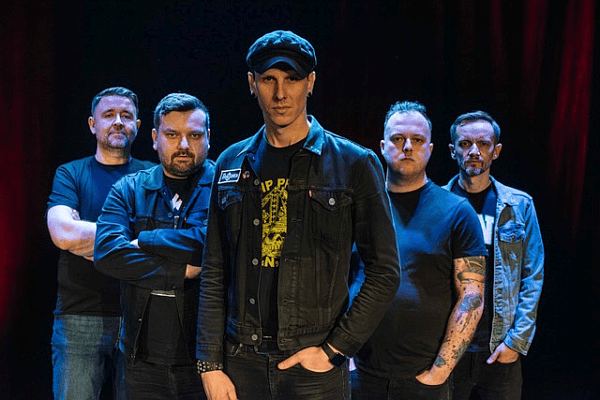 Punk’n’rollowe Poison Heart wydało “Love, Lies and Hard&nbsp;Times”