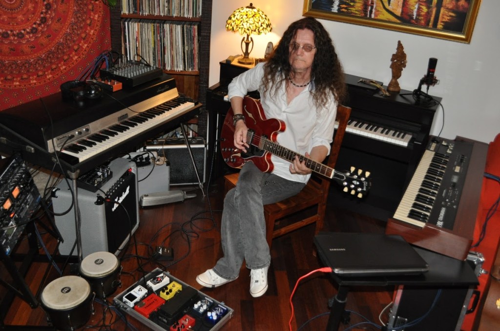 Jacek Korzeniowski (ex-Collage, Oddział Zamknięty) wydał solowe “Inventauralzation”